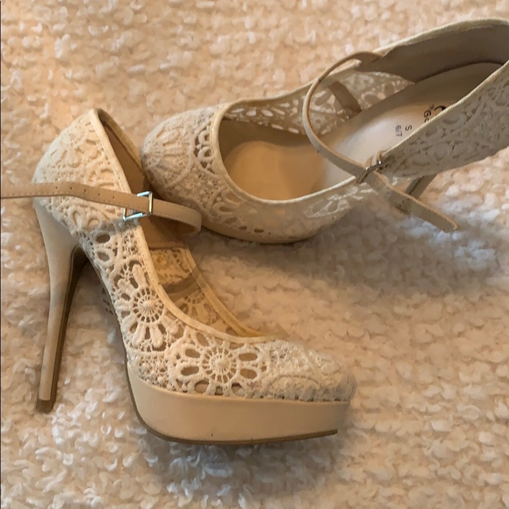 High heel pumps.